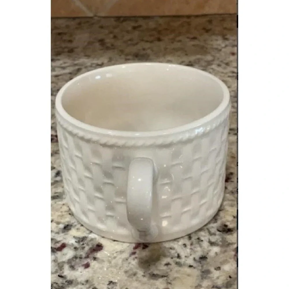 6pc Oneida Gourmet Collection Coffee Tea Cups w/Saucers White Basket Weave EC